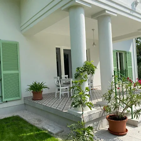 Villa Rosa Centre Balatonfured Exterior photo